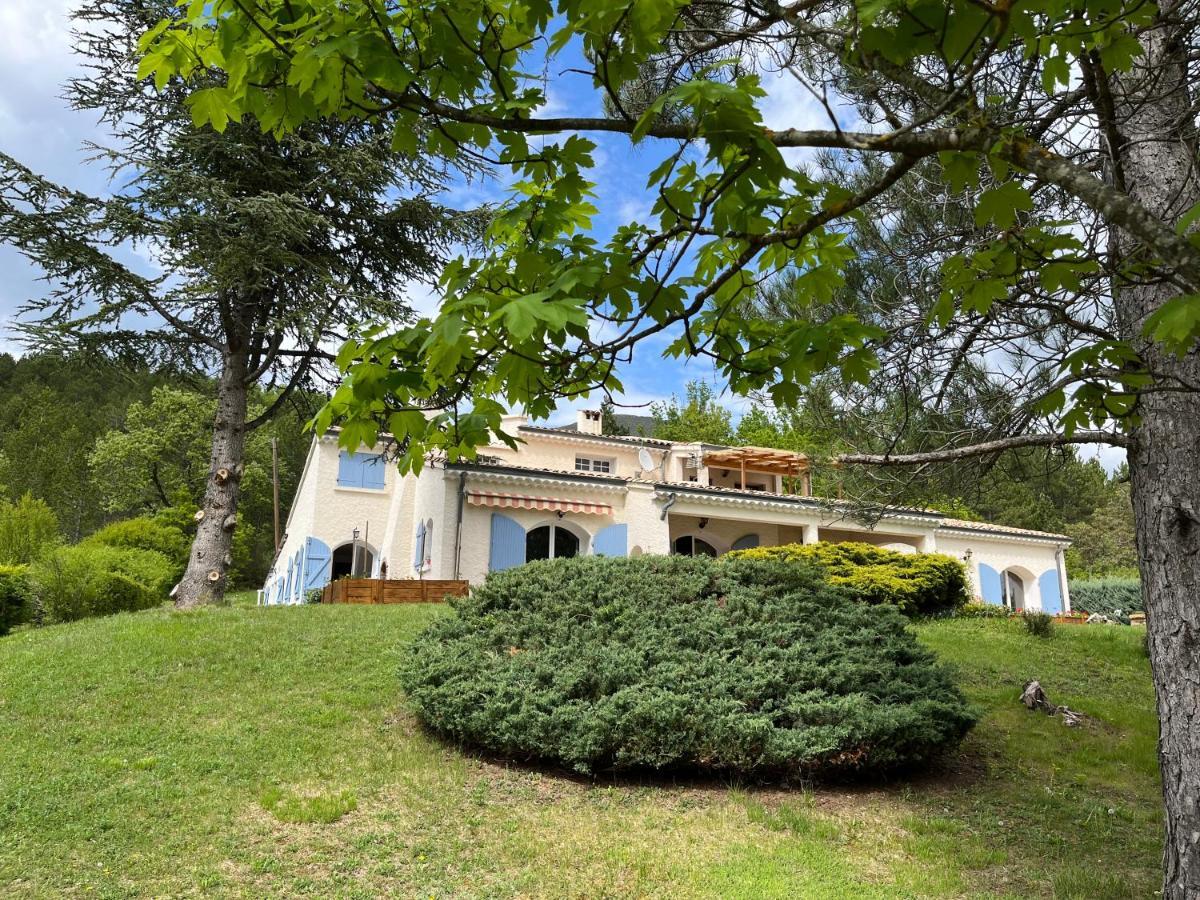 Bed and Breakfast Le Cheval Blanc Serres  Exterior foto